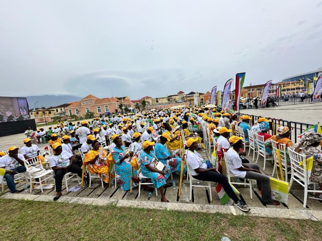 1000316056-1024x768 Annobón destaca en el recibimiento al papa León XIV en Malabo